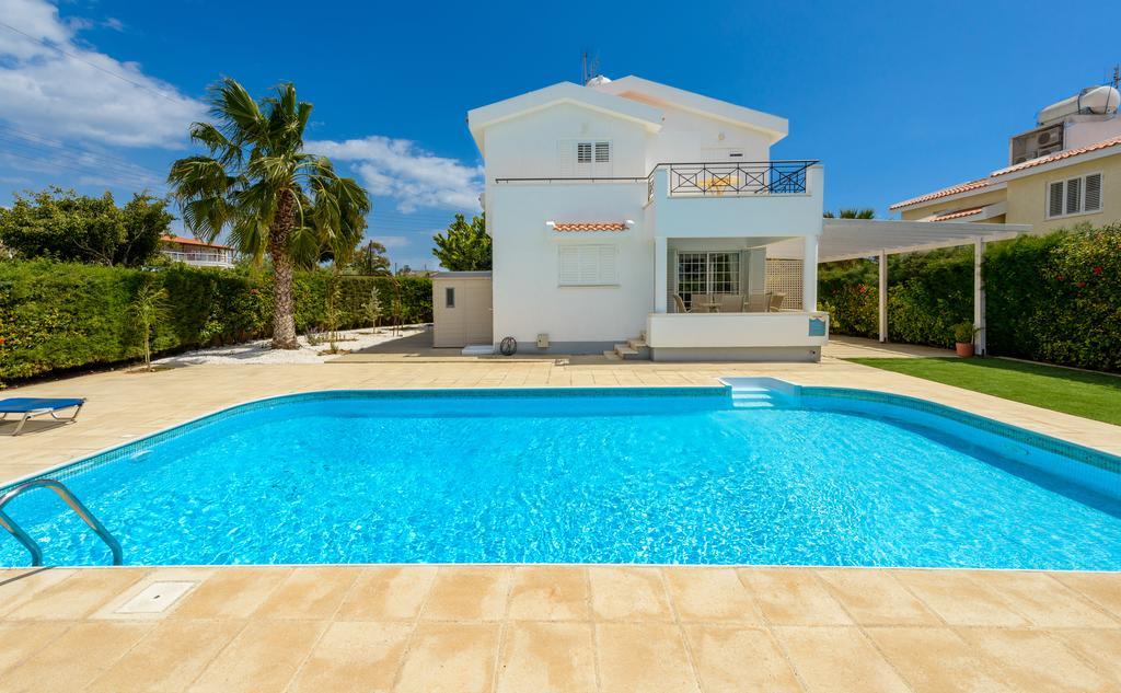 Merab Center Villas Ayia Napa Habitación foto