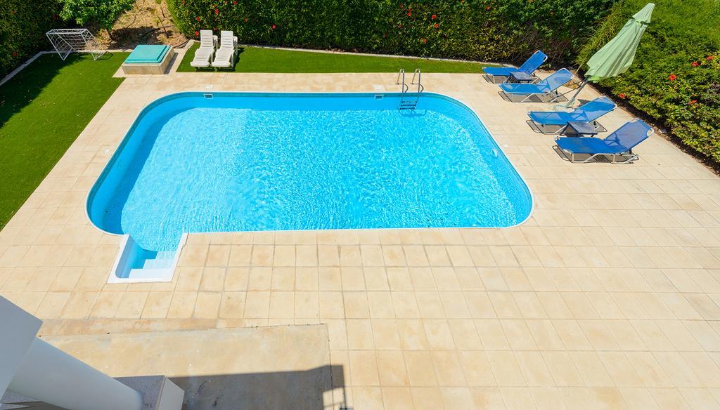 Merab Center Villas Ayia Napa Habitación foto