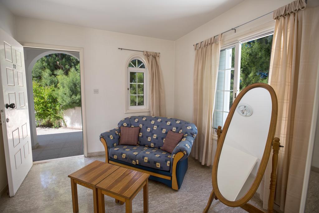 Merab Center Villas Ayia Napa Exterior foto