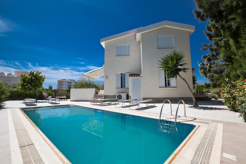 Merab Center Villas Ayia Napa Exterior foto
